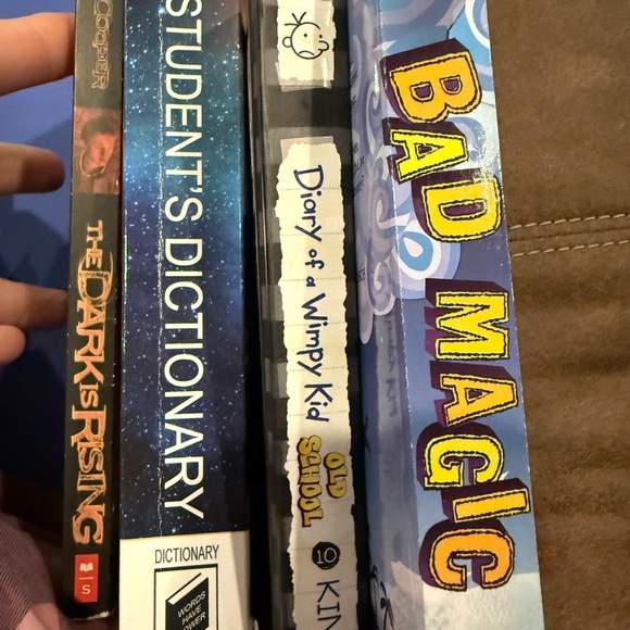 4 kids books - Picture 1 of 5